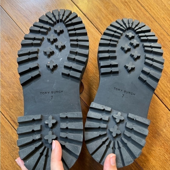 Tory Burch Jessa Lug Sole Loafers – Black Leather, Gold Horsebit, Size 7 - Picture 6 of 9